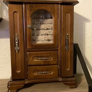Wooden antique jewelry organizer stand